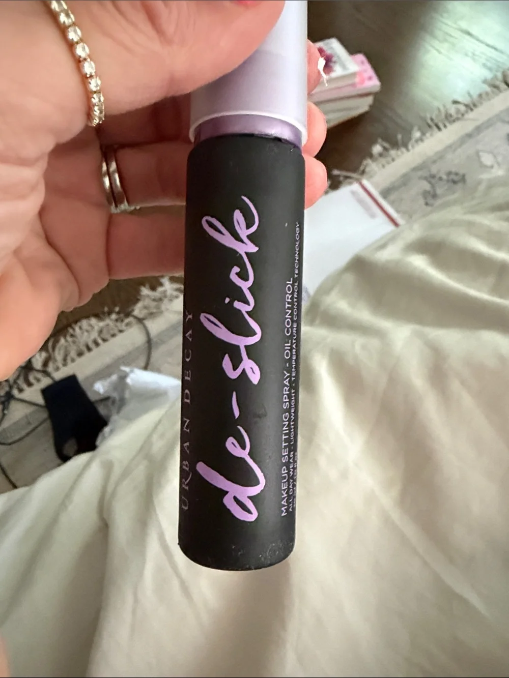 Urban Decay De-Slick Oil Control Makeup Setting Spray